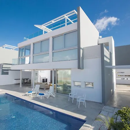 1696 - Dream With Private Pool In Exclusive Neighbourhood * Протарас